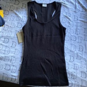 wilfred free Kelly black tank